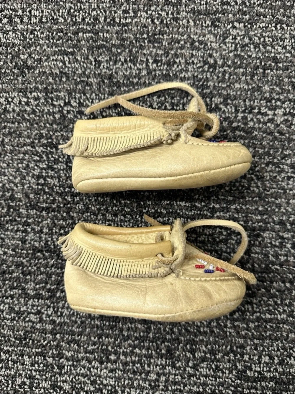 Vintage Native American Beaded Leather Children’s Moccasins Sz 3